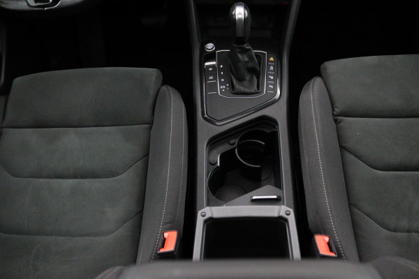 Volkswagen Tiguan Allspace 1.5 TSI R*AUTOM*PANO*ACC*NAVI*HAAK*CAM*CARPLAY*ECC