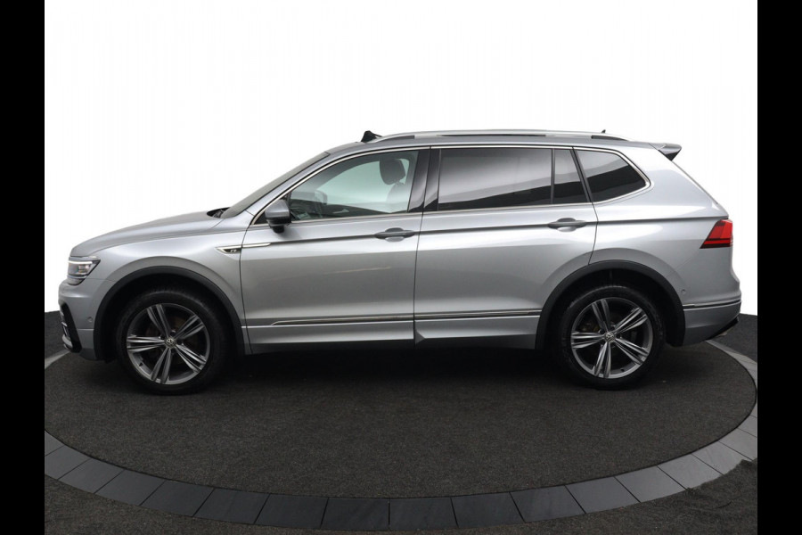 Volkswagen Tiguan Allspace 1.5 TSI R*AUTOM*PANO*ACC*NAVI*HAAK*CAM*CARPLAY*ECC