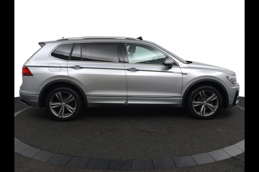 Volkswagen Tiguan Allspace 1.5 TSI R*AUTOM*PANO*ACC*NAVI*HAAK*CAM*CARPLAY*ECC