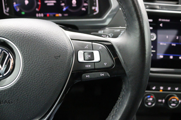 Volkswagen Tiguan Allspace 1.5 TSI R*AUTOM*PANO*ACC*NAVI*HAAK*CAM*CARPLAY*ECC