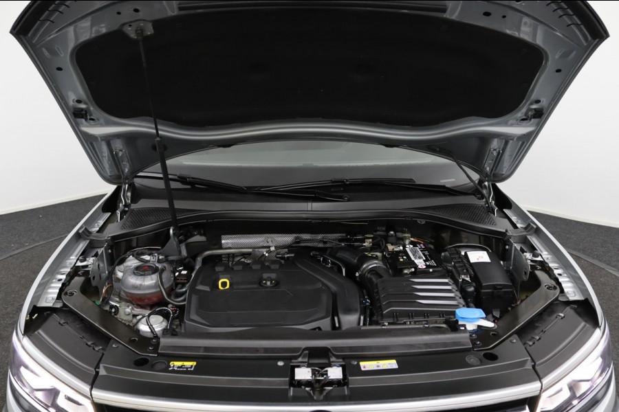 Volkswagen Tiguan Allspace 1.5 TSI R*AUTOM*PANO*ACC*NAVI*HAAK*CAM*CARPLAY*ECC