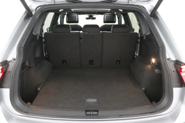 Volkswagen Tiguan Allspace 1.5 TSI R*AUTOM*PANO*ACC*NAVI*HAAK*CAM*CARPLAY*ECC