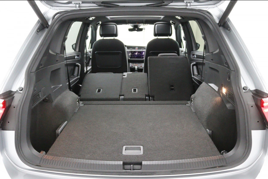 Volkswagen Tiguan Allspace 1.5 TSI R*AUTOM*PANO*ACC*NAVI*HAAK*CAM*CARPLAY*ECC