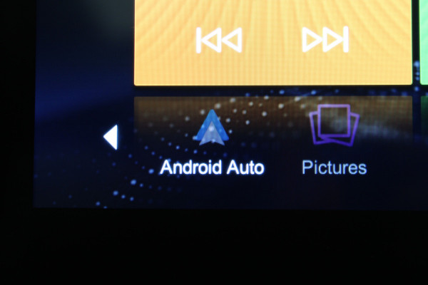 MG ZS 1.0 Luxury |Pano|Navi|Stoelverwarming|