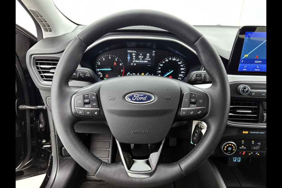Ford Focus 1.0 EcoBoost Hybrid Trend Edition Business (NAVIGATIE, CAMERA, STRUUR-/STOELVERWARMING, 1e EIGENAAR, GOED ONDERHOUDEN)