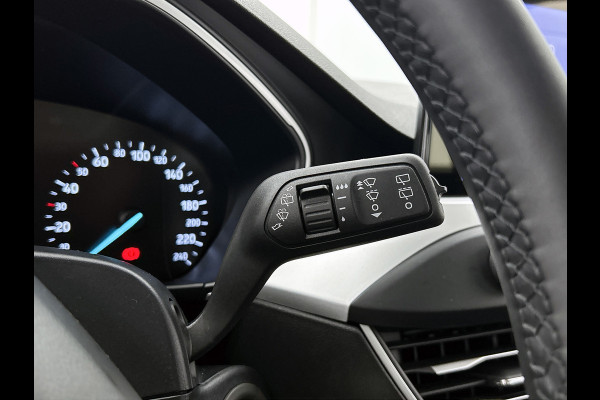 Ford Focus 1.0 EcoBoost Hybrid Trend Edition Business (NAVIGATIE, CAMERA, STRUUR-/STOELVERWARMING, 1e EIGENAAR, GOED ONDERHOUDEN)