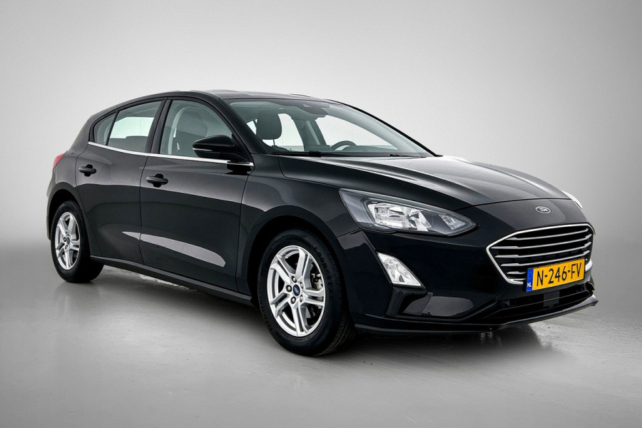 Ford Focus 1.0 EcoBoost Hybrid Trend Edition Business (NAVIGATIE, CAMERA, STRUUR-/STOELVERWARMING, 1e EIGENAAR, GOED ONDERHOUDEN)