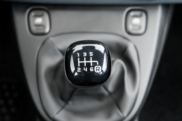 Fiat Panda 1.0 Hybrid City / INCL. 2 jaar FabrieksGarantie