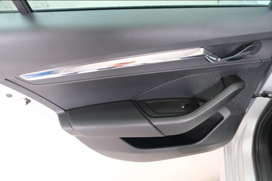 Škoda Octavia Combi 1.5 TSI First Edition - N.A.P. Airco, Cruise, PDC, Navi, Trekhaak.