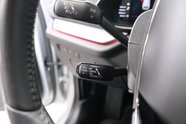 Škoda Octavia Combi 1.5 TSI First Edition - N.A.P. Airco, Cruise, PDC, Navi, Trekhaak.