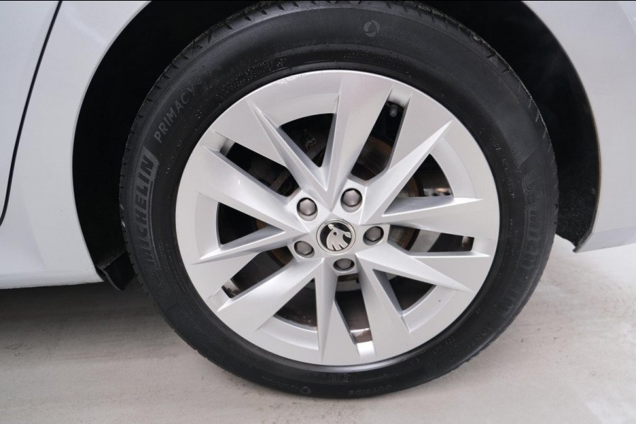 Škoda Octavia Combi 1.5 TSI First Edition - N.A.P. Airco, Cruise, PDC, Navi, Trekhaak.