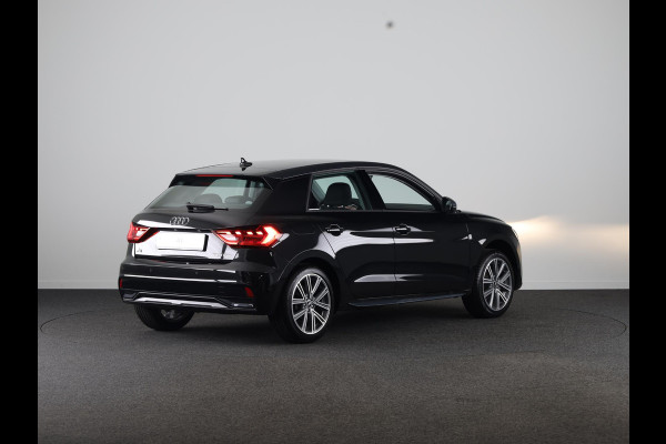 Audi A1 Sportback 25 TFSI Advanced edition 95pk | Parkeerhulp plus | Automatische airco | Navigatie via App | 17 inch lichtmetalen velgen | Dak in contrast kleur