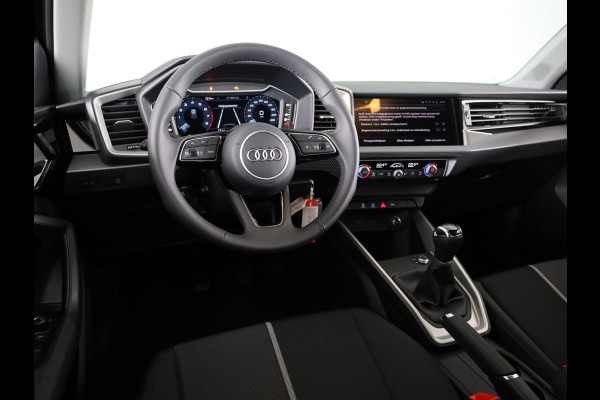Audi A1 Sportback 25 TFSI Advanced edition 95pk | Parkeerhulp plus | Automatische airco | Navigatie via App | 17 inch lichtmetalen velgen | Dak in contrast kleur