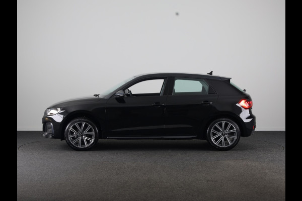 Audi A1 Sportback 25 TFSI Advanced edition 95pk | Parkeerhulp plus | Automatische airco | Navigatie via App | 17 inch lichtmetalen velgen | Dak in contrast kleur
