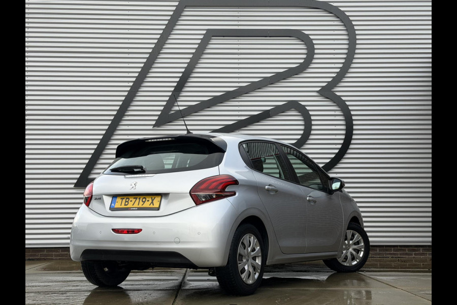 Peugeot 208 1.2 PureTech Blue Lion Navi,Airco,Cruise,PDC,Distributie riem v.v. in 2025,Apple Carplay,Weinig KM,N.A.P,APK tot 09-2026