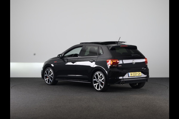 Volkswagen Polo 2.0 TSI GTI 200PK | Automaat (DSG) | Panoramadak | Camera | Beats audio | Keyless entry | Digitaal dashboard | 18 Inch | Led