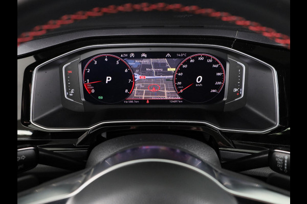 Volkswagen Polo 2.0 TSI GTI 200PK | Automaat (DSG) | Panoramadak | Camera | Beats audio | Keyless entry | Digitaal dashboard | 18 Inch | Led