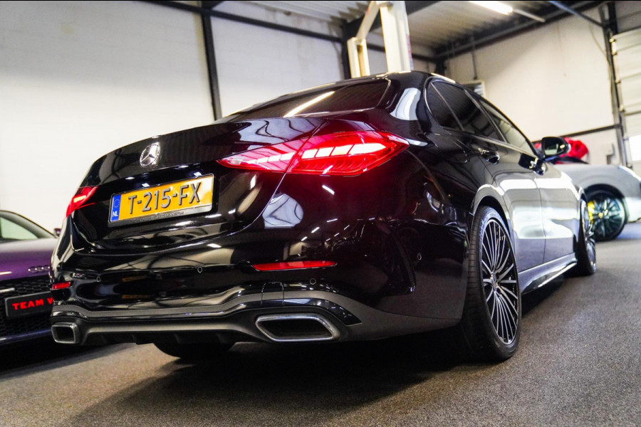 Mercedes-Benz C-Klasse 300 AMG Line | Pano | Achteruitrijcamera | Burmester
