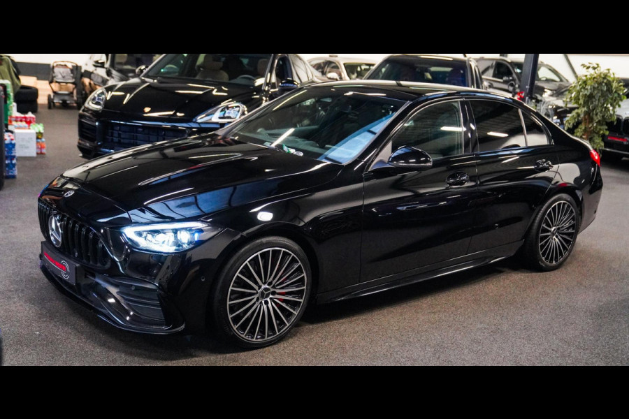 Mercedes-Benz C-Klasse 300 AMG Line | Pano | Achteruitrijcamera | Burmester