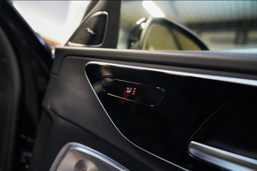 Mercedes-Benz C-Klasse 300 AMG Line | Pano | Achteruitrijcamera | Burmester