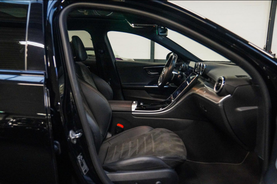 Mercedes-Benz C-Klasse 300 AMG Line | Pano | Achteruitrijcamera | Burmester