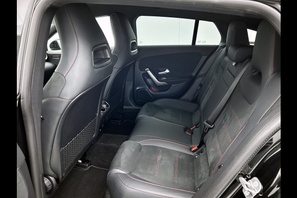 Mercedes-Benz CLA-Klasse Shooting Brake 250 e Star Edition AMG Line | Night Pakket | Sfeerverlichting | Ledkoplampen | Apple CarPlay | Keyless-Go | Inclusief 24 maanden MB Certified garantie voor Europa.