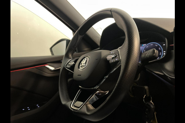 Škoda Kamiq 1.0 TSI Sport Business 110PK AIRCO CLIMA NAVI VIA APP CRUISE APPLE CARPLAY SPORTSTOELEN PDC TREKHAAK NIEUWSTAAT