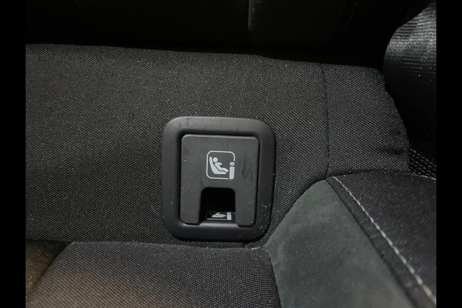 Škoda Kamiq 1.0 TSI Sport Business 110PK AIRCO CLIMA NAVI VIA APP CRUISE APPLE CARPLAY SPORTSTOELEN PDC TREKHAAK NIEUWSTAAT