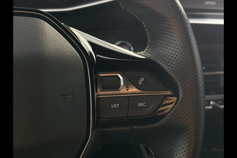 Peugeot e-2008 EV Allure 50 kWh | SoH 93,4% | Navi, 3D Virt. Cockp., Camera, Cruise, Climate, Sfeerverlichting, Carplay/Android |