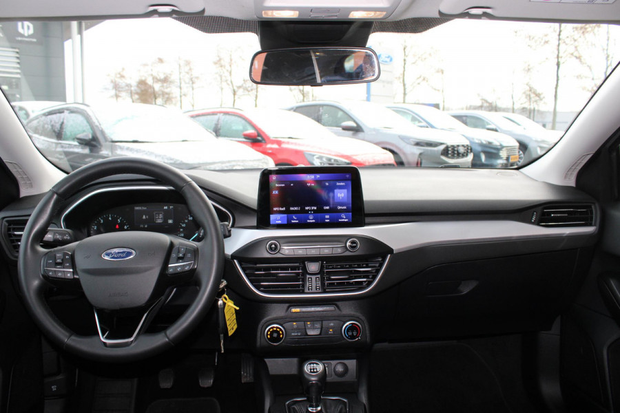 Ford Focus 1.0 EcoBoost Trend Edition Business | Trekhaak | Navigatie | Cruise Control | Airconditioning