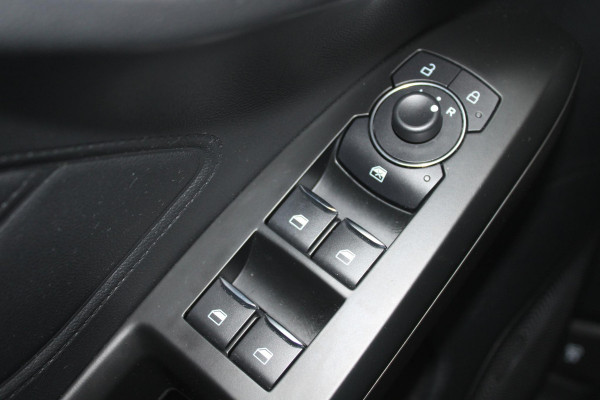 Ford Focus 1.0 EcoBoost Trend Edition Business | Trekhaak | Navigatie | Cruise Control | Airconditioning