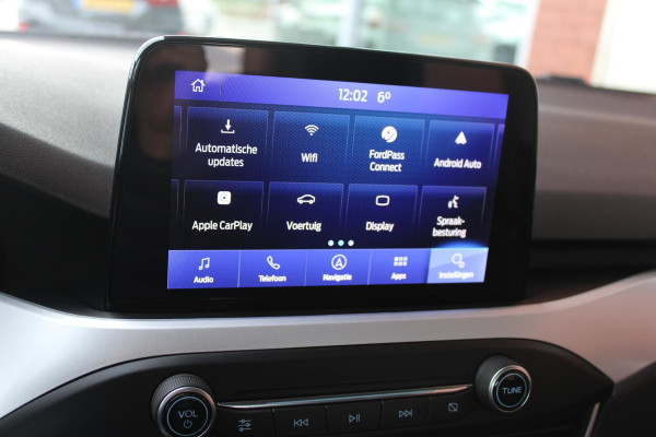 Ford Focus 1.0 EcoBoost Trend Edition Business | Trekhaak | Navigatie | Cruise Control | Airconditioning