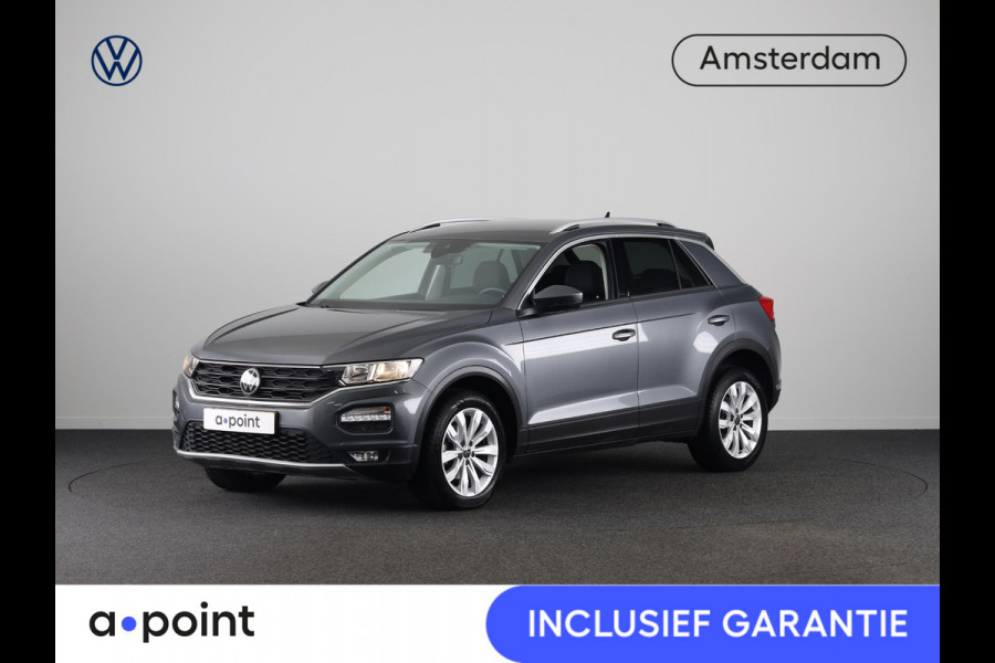 Volkswagen T-Roc 1.5 TSI Style Business 150PK DSG | Navigatie | Parkeercamera | Automatische airco | 17 inch Lm velgen |
