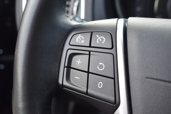 Volvo V40 Cross Country T3 153PK Polar+ Luxury | Panodak | H&K | Stoelverwarming | Leder | Camera