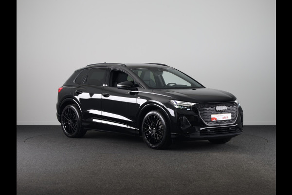 Audi Q4 e-tron 40 S Edition 63 kWh 204pk | 20 inch Lichtmetalen velgen | Parkeercamerea | Adaptieve cruise controle