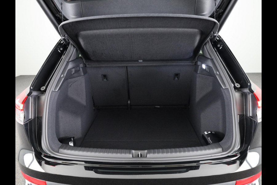 Audi Q4 e-tron 40 S Edition 63 kWh 204pk | 20 inch Lichtmetalen velgen | Parkeercamerea | Adaptieve cruise controle
