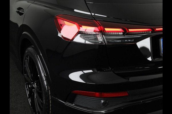 Audi Q4 e-tron 40 S Edition 63 kWh 204pk | 20 inch Lichtmetalen velgen | Parkeercamerea | Adaptieve cruise controle