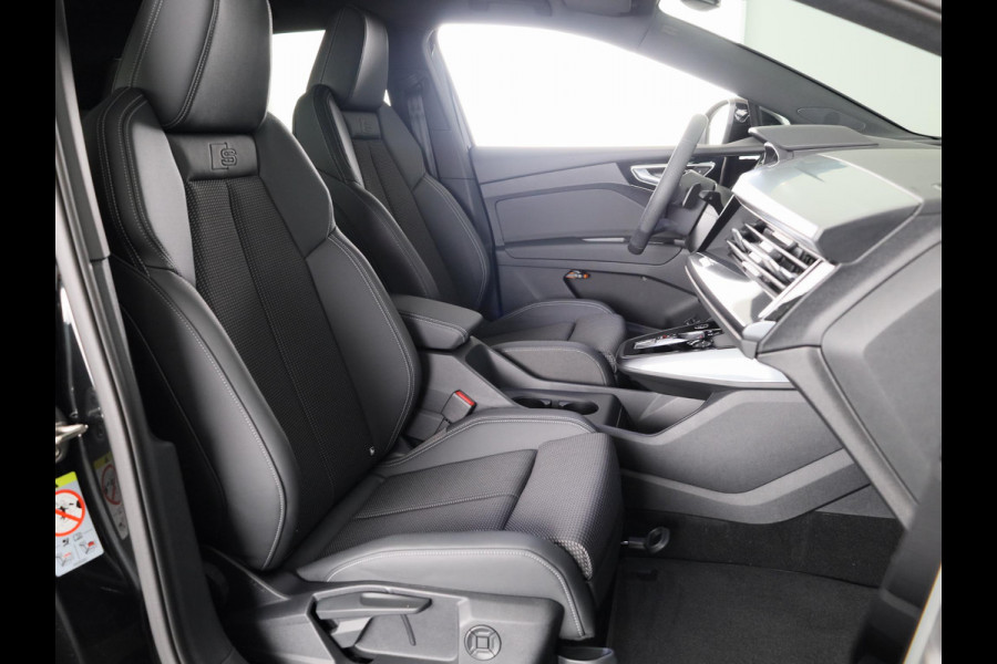 Audi Q4 e-tron 40 S Edition 63 kWh 204pk | 20 inch Lichtmetalen velgen | Parkeercamerea | Adaptieve cruise controle