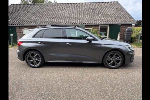 Audi A3 Sportback 35 TFSI S LINE S edition S-LINE 150Pk VIRTUAL NAVI ECC FULL LED 62000KM!!!