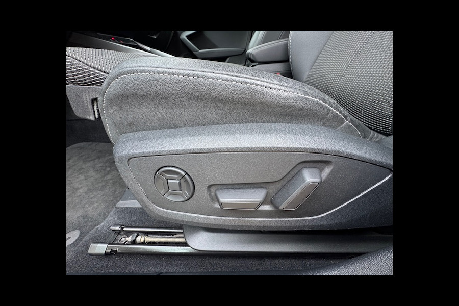 Audi A3 Sportback 35 TFSI S LINE S edition S-LINE 150Pk VIRTUAL NAVI ECC FULL LED 62000KM!!!