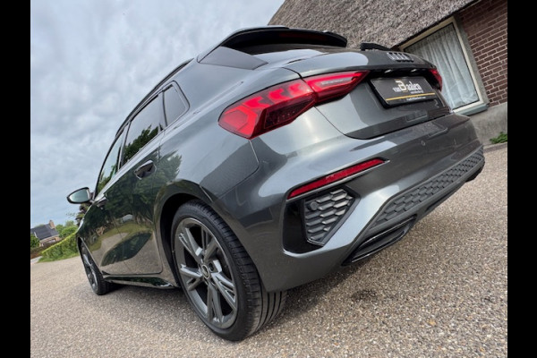 Audi A3 Sportback 35 TFSI S LINE S edition S-LINE 150Pk VIRTUAL NAVI ECC FULL LED 62000KM!!!