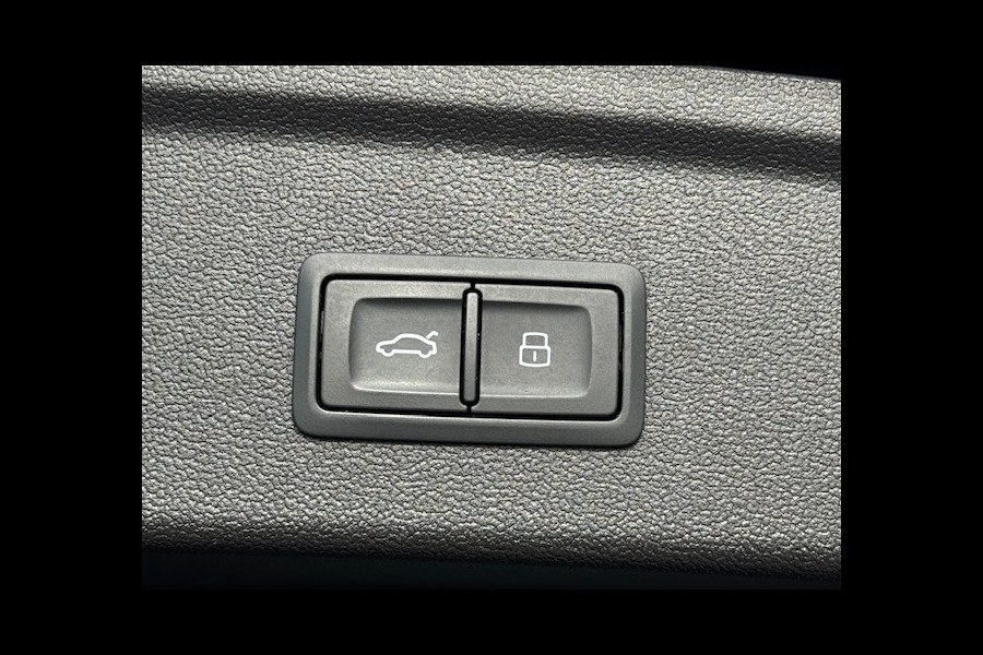 Audi A3 Sportback 35 TFSI S LINE S edition S-LINE 150Pk VIRTUAL NAVI ECC FULL LED 62000KM!!!