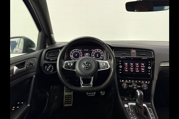 Volkswagen Golf 2.0 TSI GTI Performance