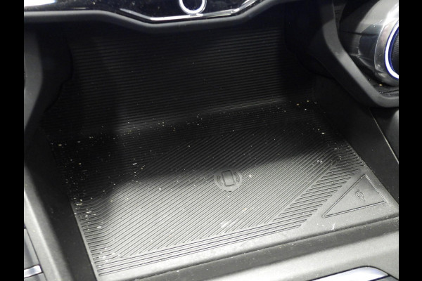 Lynk & Co 01 1.5 PHEV BlackLine NAVI/360CAM/SCHUIFDAK/LED/20"LMV!