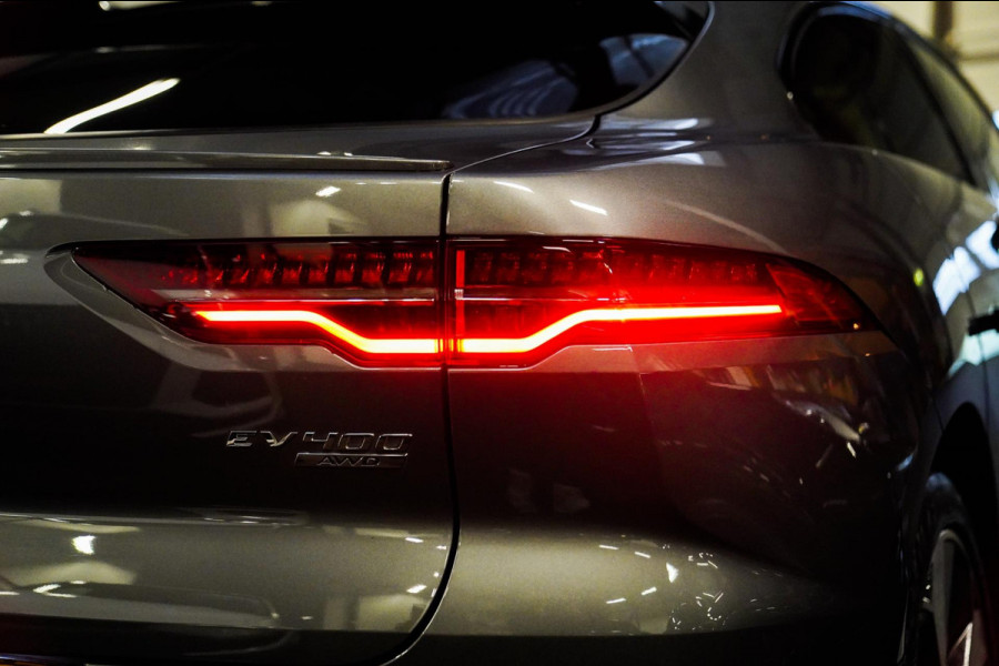 Jaguar I-PACE EV400 First Edition 90 kWh |Panorama | Alcantara Hemel | Luxe Leder | Camera | Stoelverwarming | Stuurwiel verwarmd