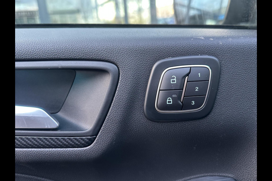 Ford Kuga 2.5 PHEV ST-Line X NIEUWE AUTO| FABRIEKSGARANTIE WINTERPACK | PANO | 360 CAMERA| ELEK. ACHTERKLEP| ACHTERBANK VERWARMD| STOEL + STUURVERWARMING| SUPER COMPLEET!