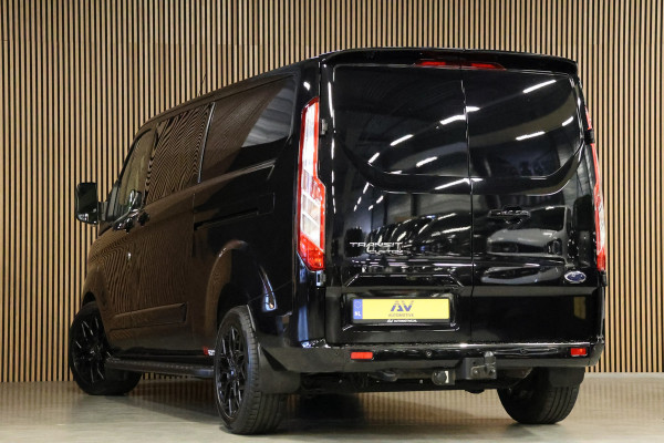 Ford Transit Custom 320 2.0 TDCI L2H1 Limited DC | Dubbel Cabine | L+R Schuifdeur | Camera | CarPlay | Navigatie | 6-Zitter | Stoelverwarming | Trekhaak | DAB | PDC V+A | MF Stuur | 5-Zitter | Nieuwe APK | Dealer onderhouden