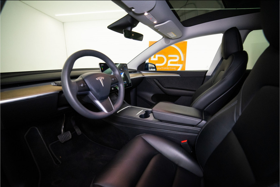 Tesla Model Y RWD 58 kWh 300PK | Incl. BTW | NL AUTO | 1e Eig.+NAP | Pano | Full Self Driving | 12 MND Garantie