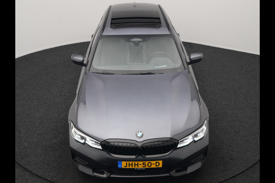 BMW 3 Serie Touring 330e xDrive Sportline Plug In Hybrid 293pk Dealer O.H. PHEV | Panodak | Head Up | Adaptive Cruise | Laser LED | Harman & Kardon | Lederen M-Sportstoelen Memory & Verwarmd | Sfeerverlichting | Virtual | Navigatie |