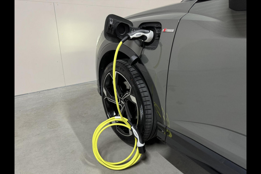 Audi Q3 Sportback 45 TFSI e Black Edition Pano Sonos 360º ACC Trekh.